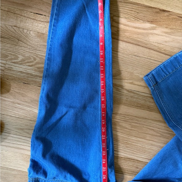 NEW: Finisterre Women's Yarrel Jeans (26R UK size/US 25) Washed Retro Indigo - Picture 13 of 16